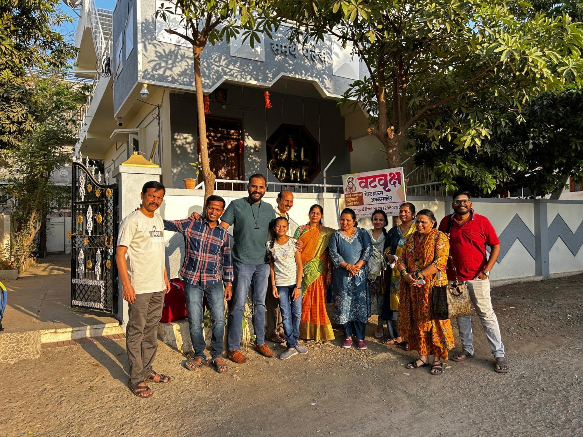 Vatavriksha Guest House,Akkalkot Akalkot Buitenkant foto